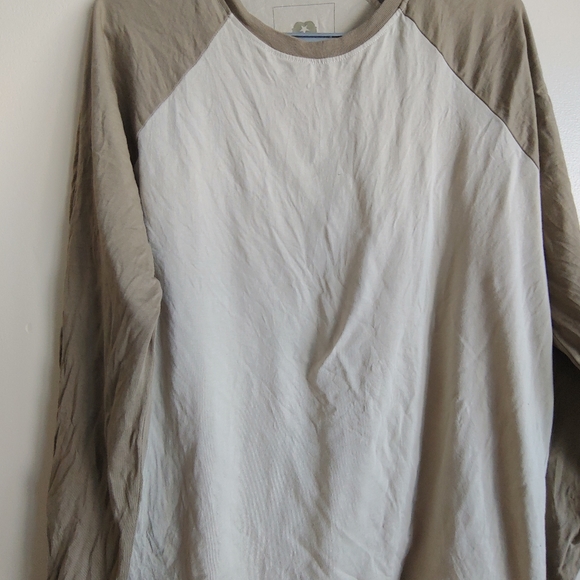 T Shirt - Picture 4 of 4